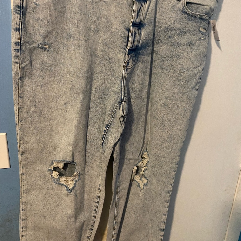 Old navy jeans new with tag size 22